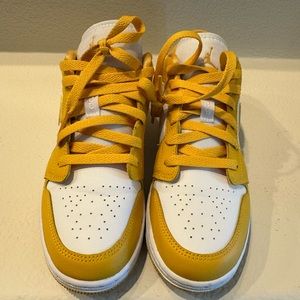 Air Jordan 1 Low GS size 5.5